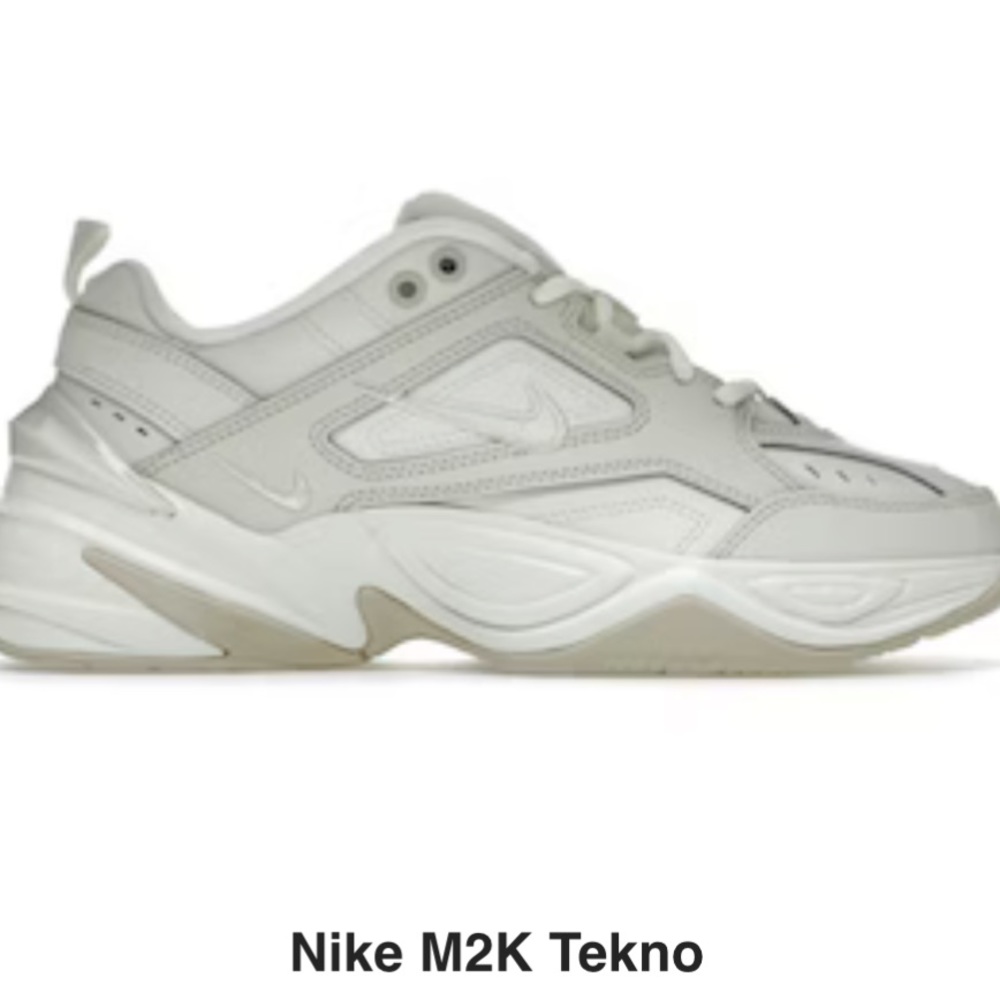 Women’s size 9 Nike m2k tekno summit white chunky sneaker